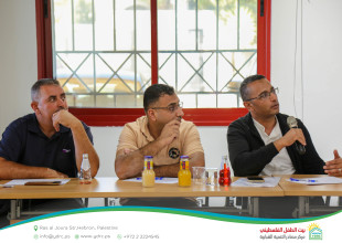 مركز مصادر يوقّع اتفاقيات مشروع "شركاء من أجل التمكين" مع المؤسسات الشريكة في الخليل