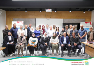 مركز مصادر يوقّع اتفاقيات مشروع "شركاء من أجل التمكين" مع المؤسسات الشريكة في الخليل