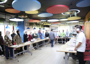 انطلاق تدريب "English For Travel" في البيت الأمريكي بمركز مصادر التنمية الشبابية