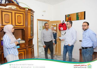 مركز مصادر ينفذ زيارات تقييمية للمؤسسات الشريكة ضمن مشروع "شركاء من أجل التمكين" بالخليل