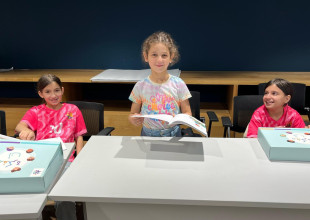 اختتام ورشة &ldquo;مفكرة أنا&rdquo; في مركز مصادر التنمية الشبابية