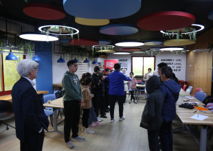 Visit of American Spaces Representatives to the American Space at YDRC Hebron: Strengthening Educational Collaboration