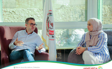 مركز مصادر ينفذ زيارات تقييمية للمؤسسات الشريكة ضمن مشروع "شركاء من أجل التمكين" بالخليل