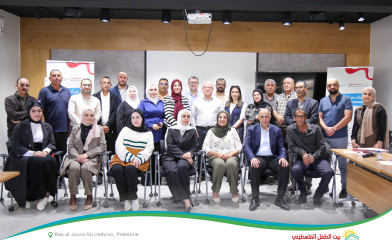 مركز مصادر يوقّع اتفاقيات مشروع "شركاء من أجل التمكين" مع المؤسسات الشريكة في الخليل