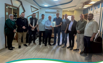 Hebron YDRC Visits Hebron Food Trade Association to Strengthen Cooperation Frameworks